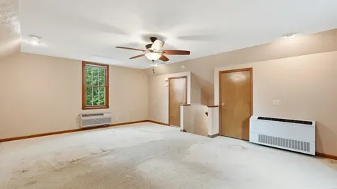 105 S Chestnut Hendersonville TN 37075