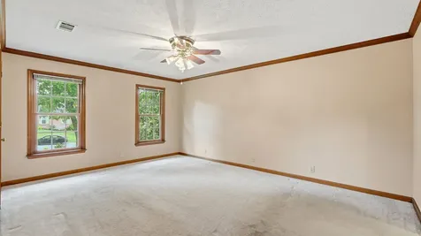 105 S Chestnut Hendersonville TN 37075