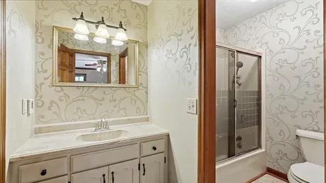105 S Chestnut Hendersonville TN 37075