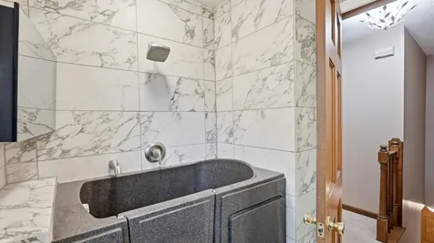 105 S Chestnut Hendersonville TN 37075