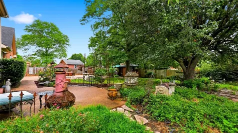 105 S Chestnut Hendersonville TN 37075