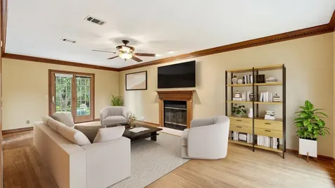 105 S Chestnut Hendersonville TN 37075