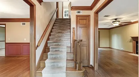 105 S Chestnut Hendersonville TN 37075