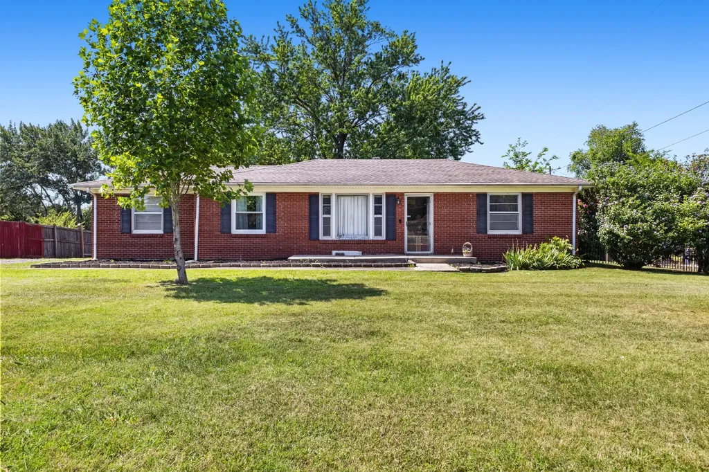 508 Needmore Road Clarksville TN 37040