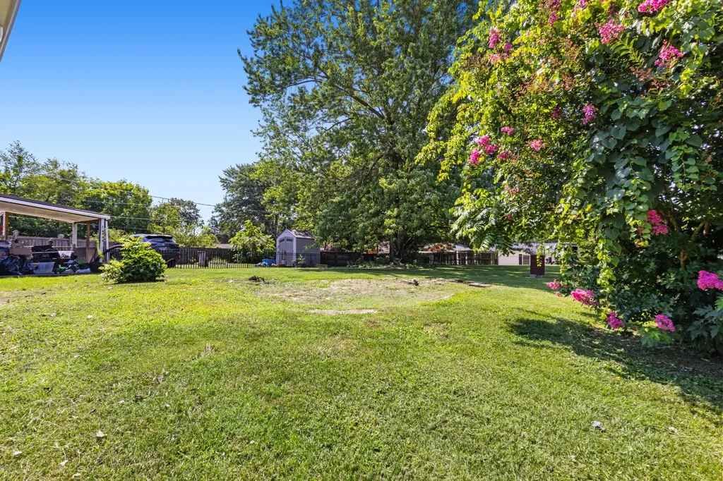 508 Needmore Road Clarksville TN 37040