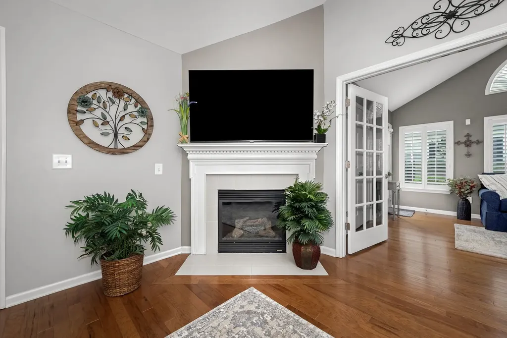 825 S Browns Lane Gallatin TN 37066