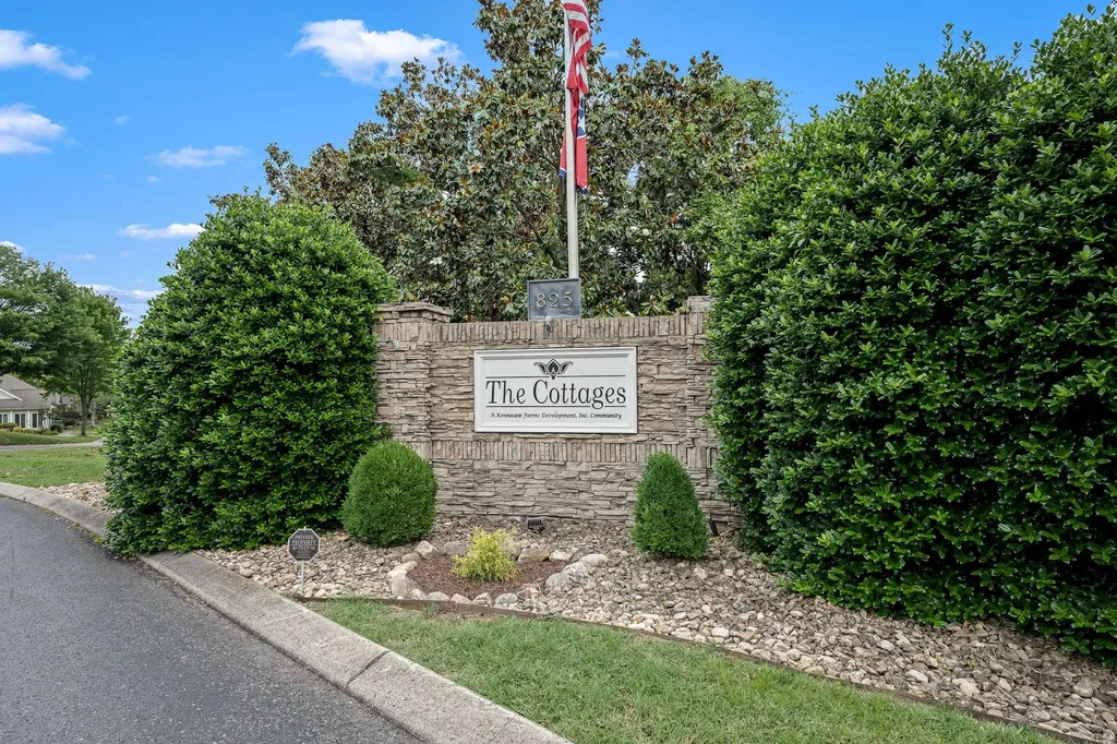 825 S Browns Lane Gallatin TN 37066