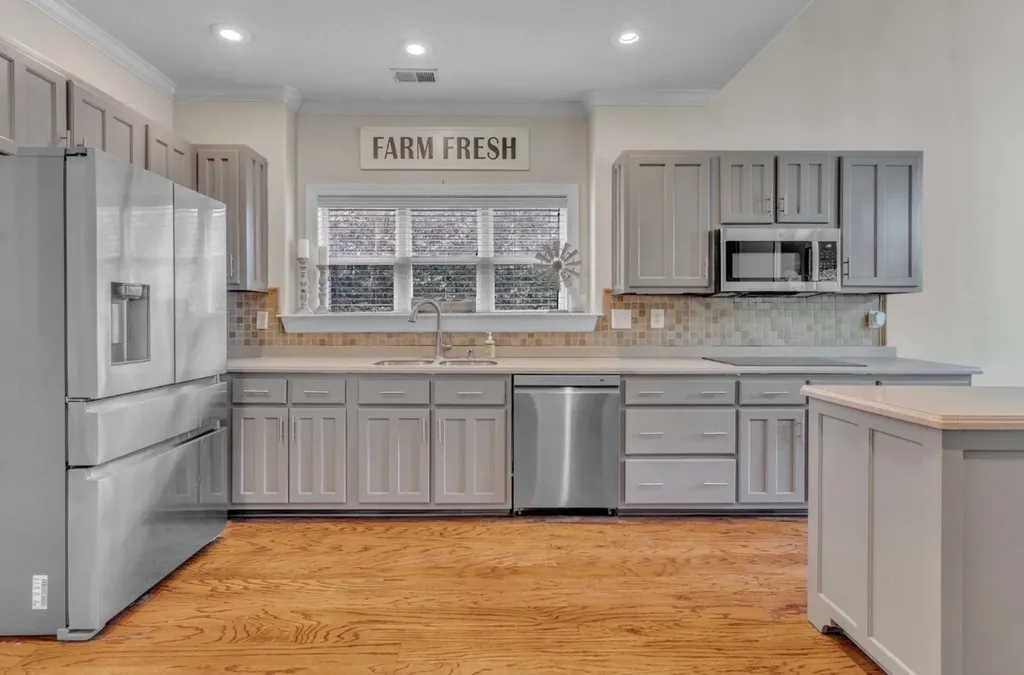 9441 Lake Bridge Drive Lakeland TN 38002