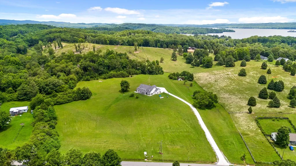 419 Pin Hook Road Spring City TN 37381