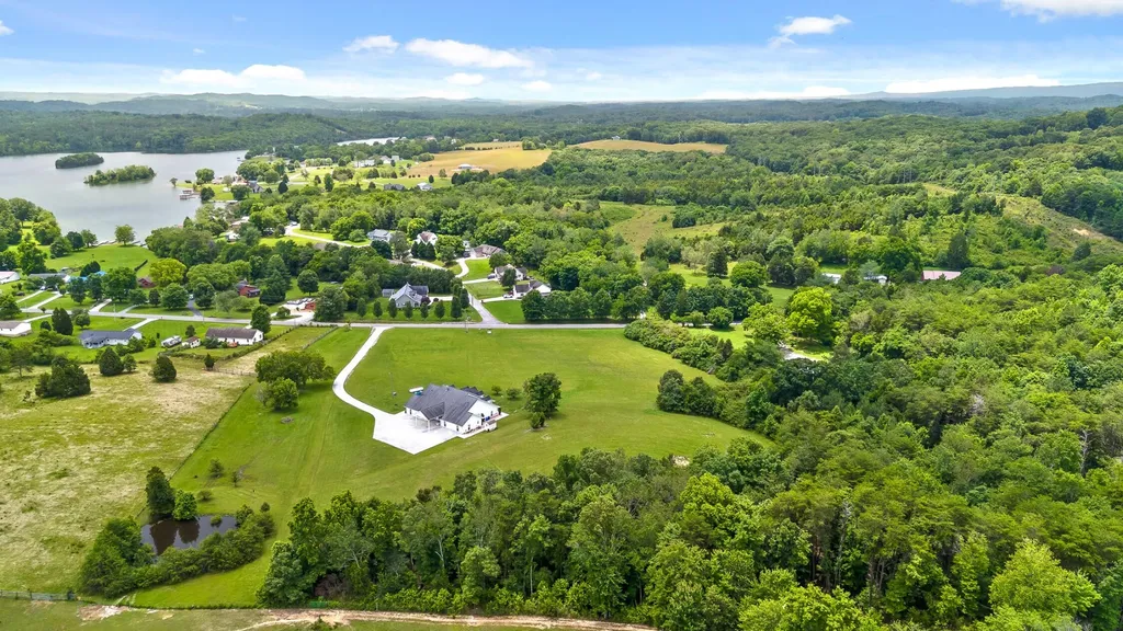 419 Pin Hook Road Spring City TN 37381