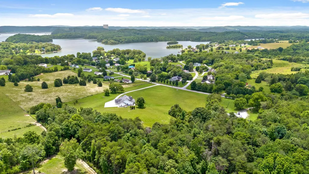419 Pin Hook Road Spring City TN 37381