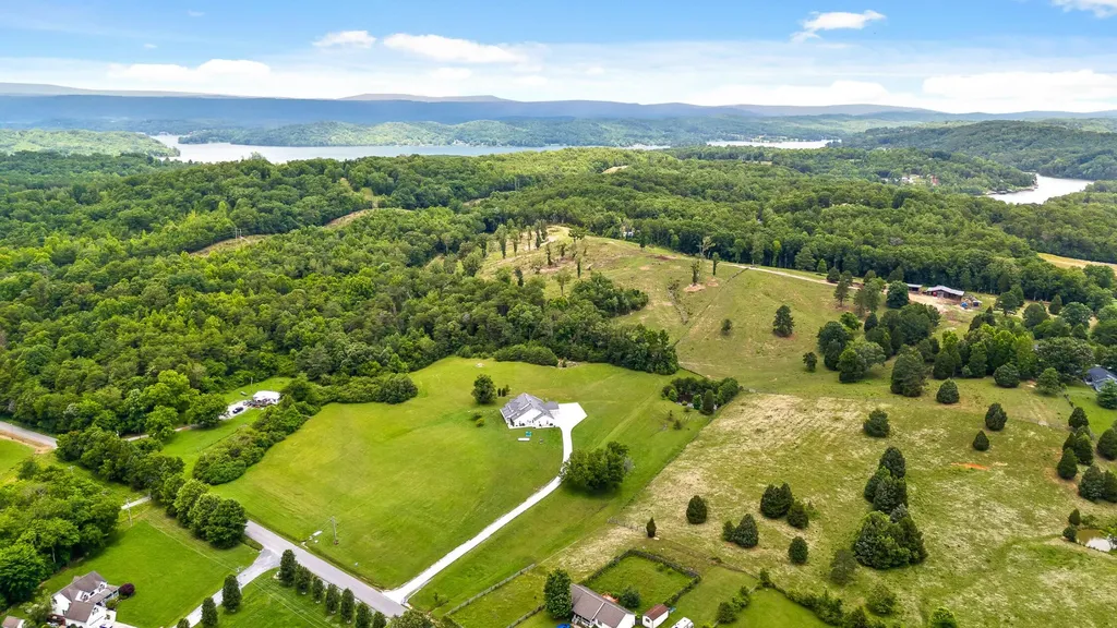 419 Pin Hook Road Spring City TN 37381