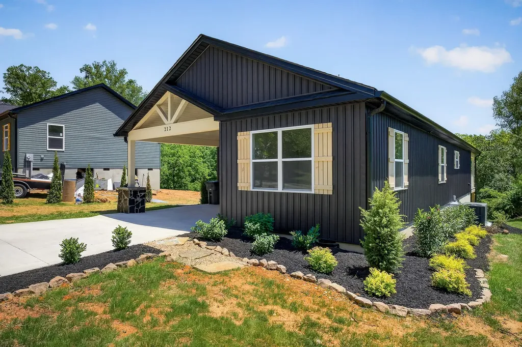 212 Twin Oaks Road Mcminnville TN 37110