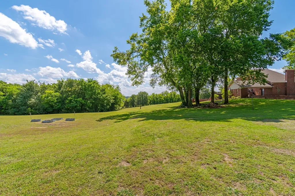 1979 Buck Daniels Road Culleoka TN 38451