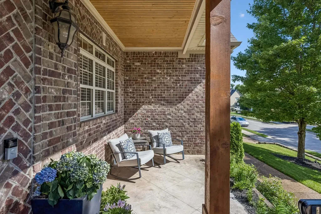 1039 Alice Springs Circle Spring Hill TN 37174