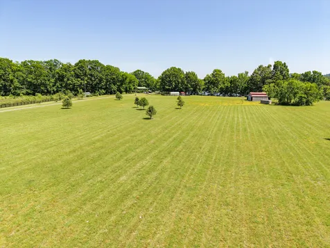 1050 Sunrise Circle Ashland City TN 37015