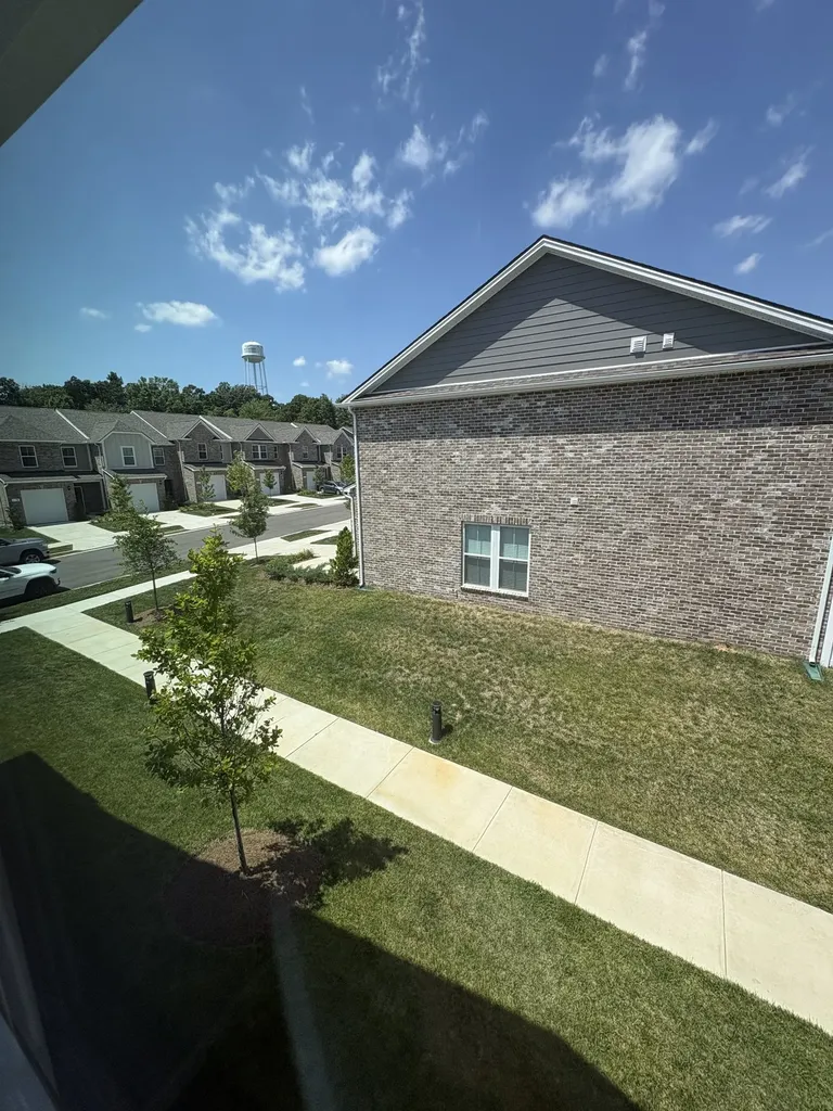 7135 Mapleside Lane Fairview TN 37062