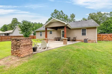 103 Myra Lane Tullahoma TN 37388