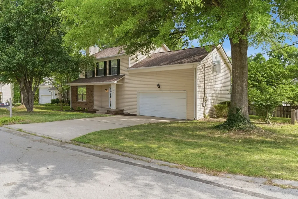 200 Barrington Court Old Hickory TN 37138