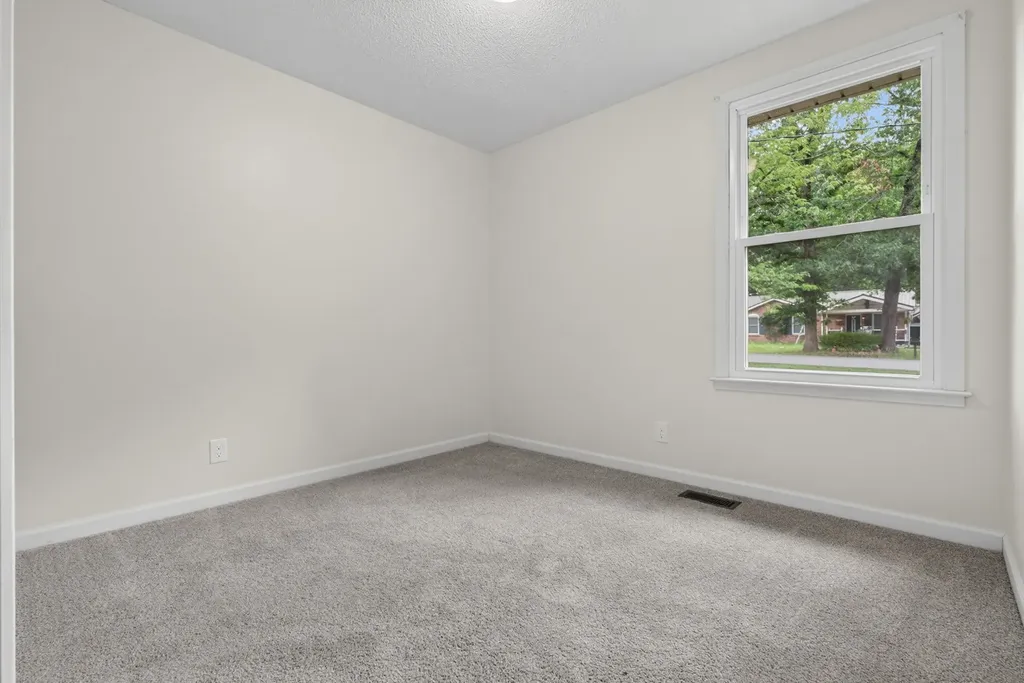 411 Julie Drive Clarksville TN 37042