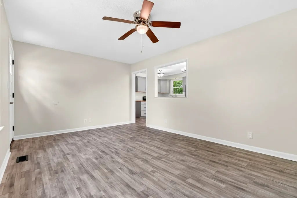 411 Julie Drive Clarksville TN 37042