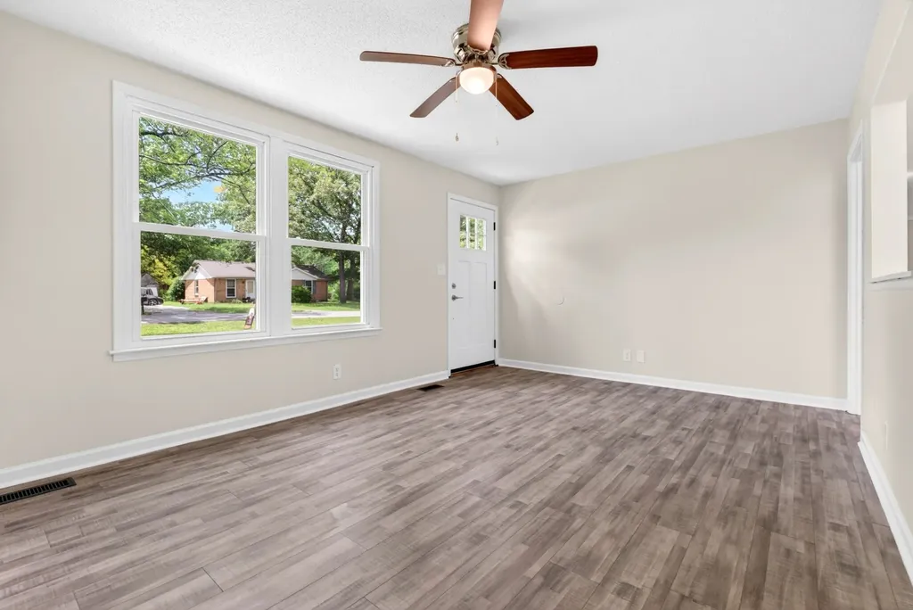411 Julie Drive Clarksville TN 37042