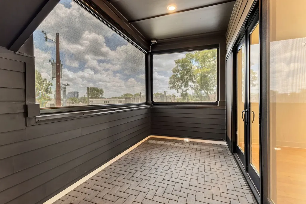 1721 6th Ave, N Nashville TN 37208