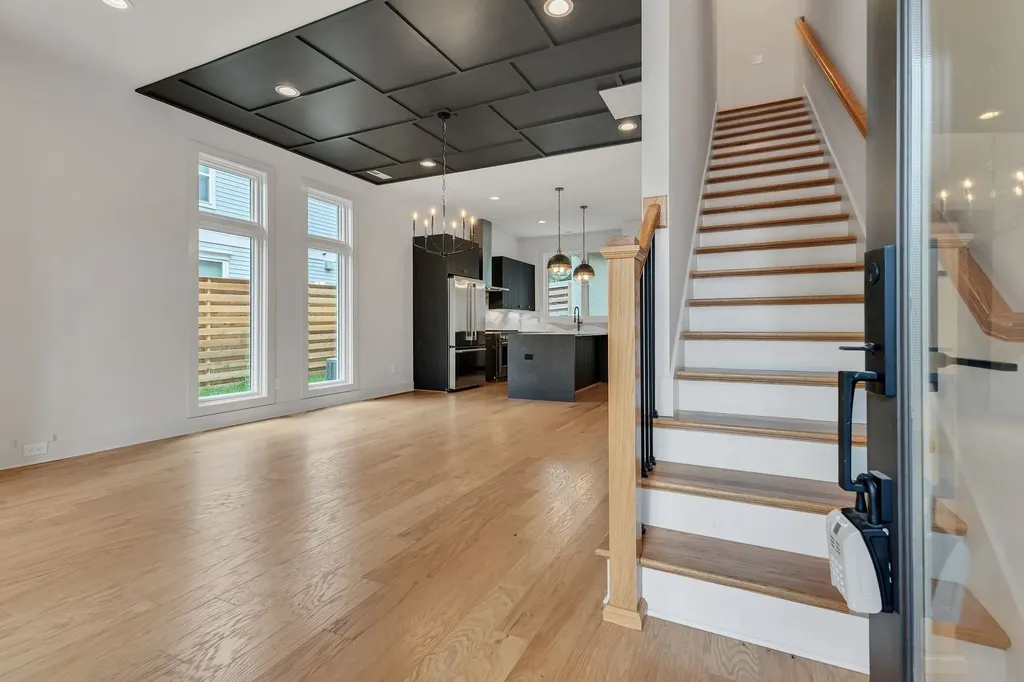 1721 6th Ave, N Nashville TN 37208