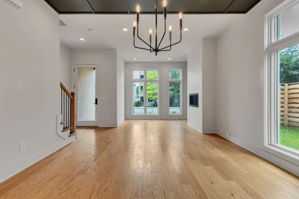 1721 6th Ave, N Nashville TN 37208