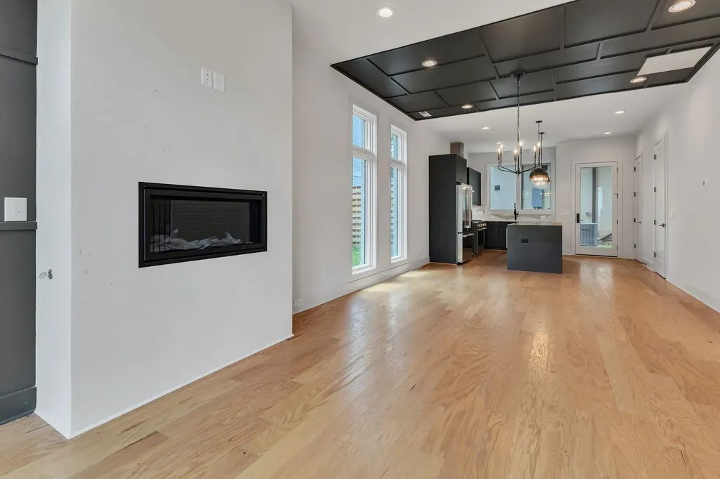 1721 6th Ave, N Nashville TN 37208