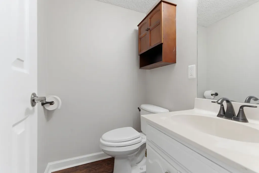 4001 Anderson Road Nashville TN 37217