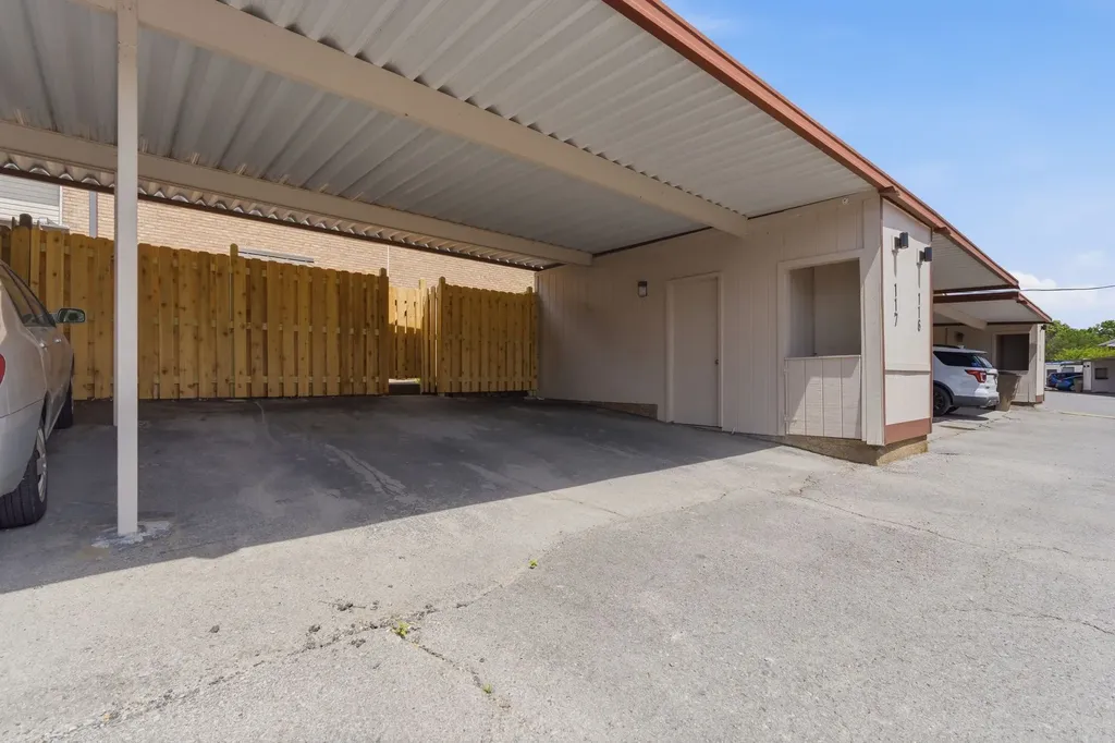 4001 Anderson Road Nashville TN 37217