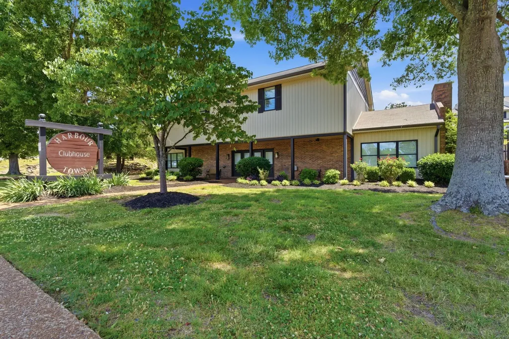 4001 Anderson Road Nashville TN 37217