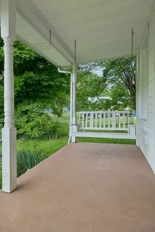15 Sloan Branch Road Pleasant Shade TN 37145