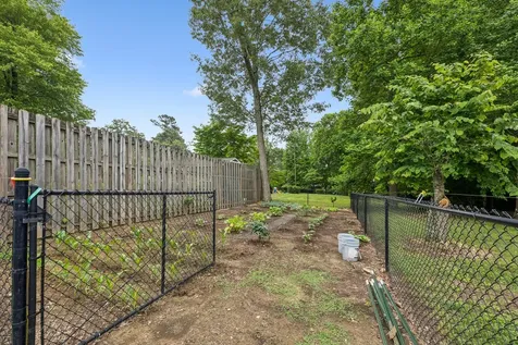 220 Lakewood Drive Tullahoma TN 37388