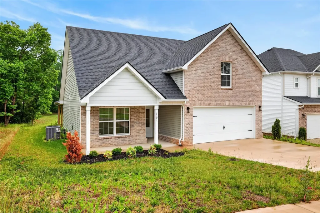 1301 Gentry Drive Clarksville TN 37043