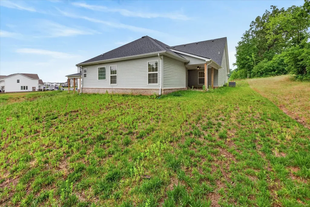 1301 Gentry Drive Clarksville TN 37043