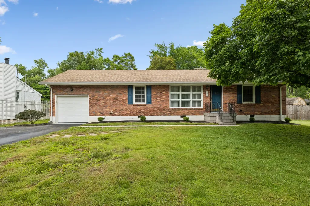 Nashville TN, 239 Donelson Hills Drive
