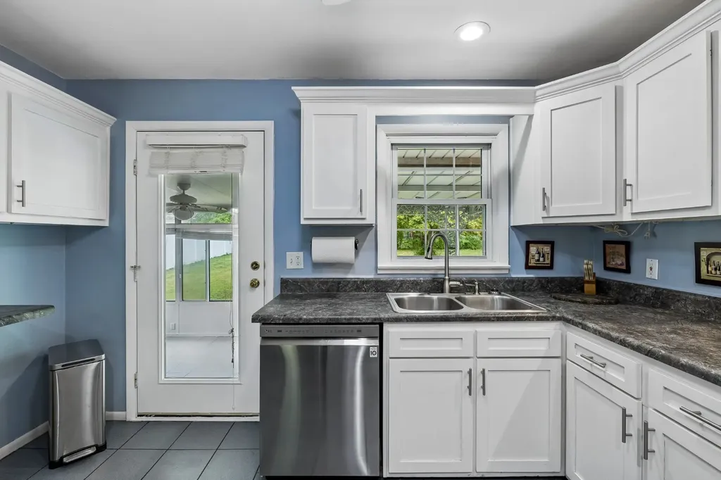 239 Donelson Hills Drive Nashville TN 37214