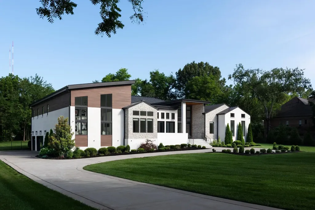 5655 Granny White Pike Brentwood TN 37027