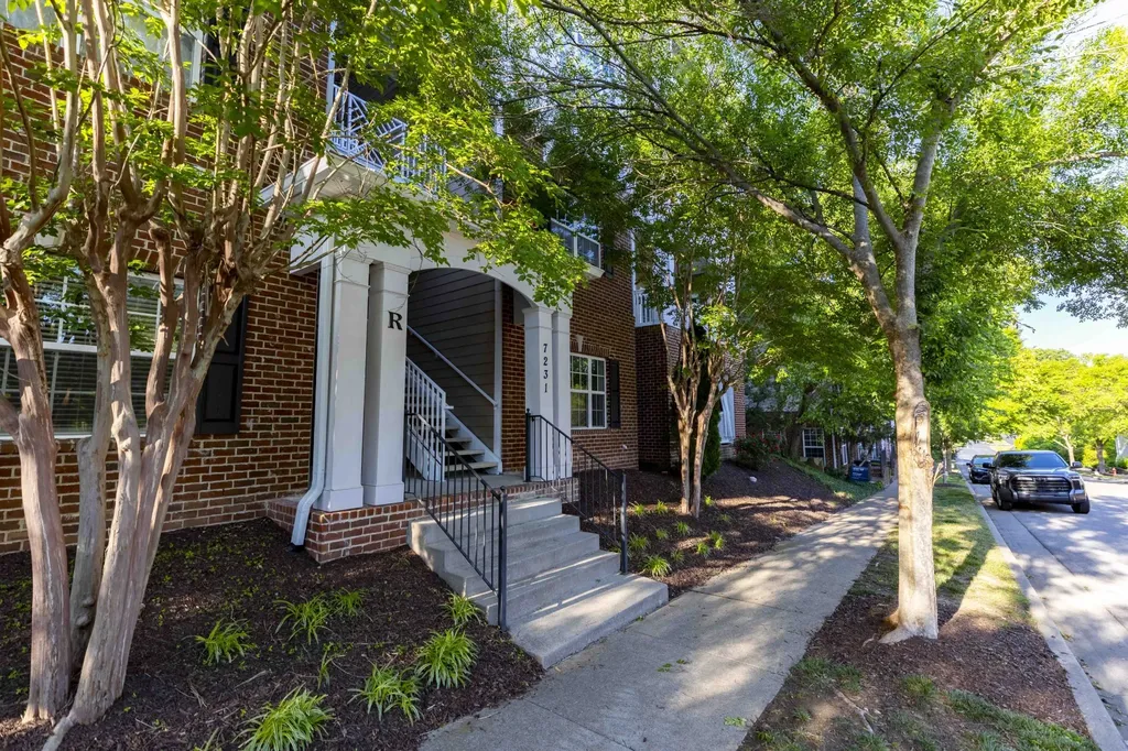 7231 Althorp Way Nashville TN 37211