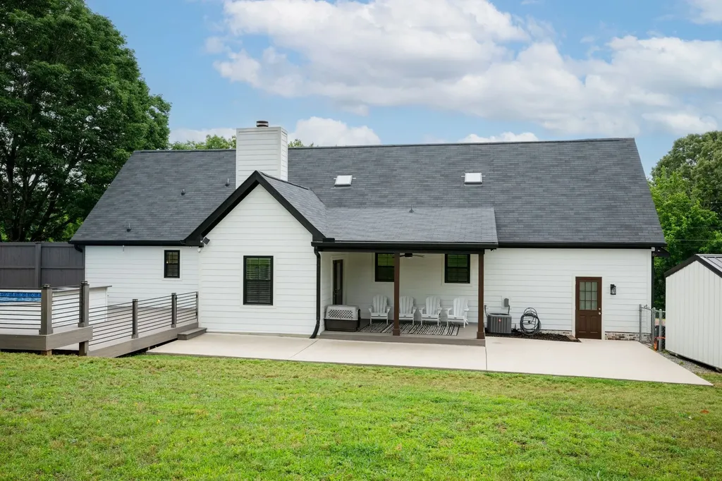 1303 Sycamore Valley Road Ashland City TN 37015