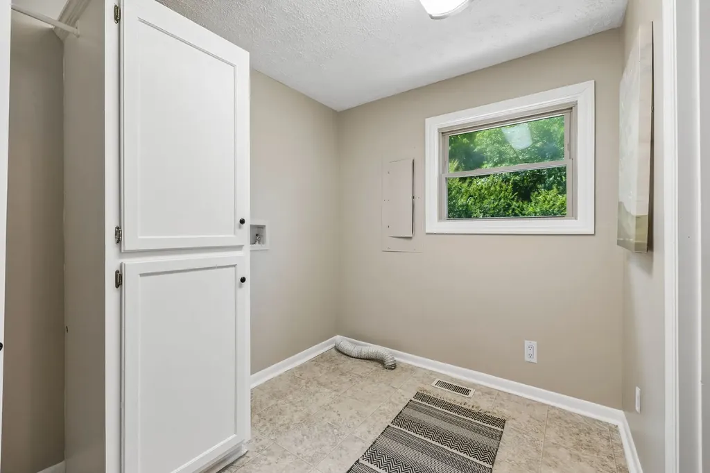 216 Bartonwood Drive Lebanon TN 37087