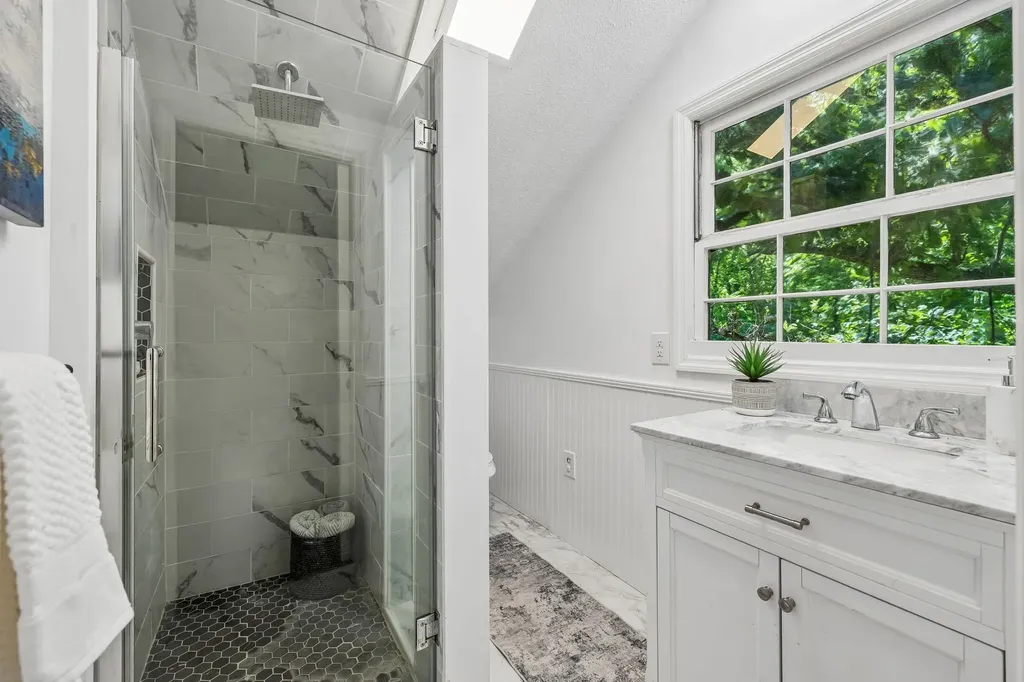 216 Bartonwood Drive Lebanon TN 37087