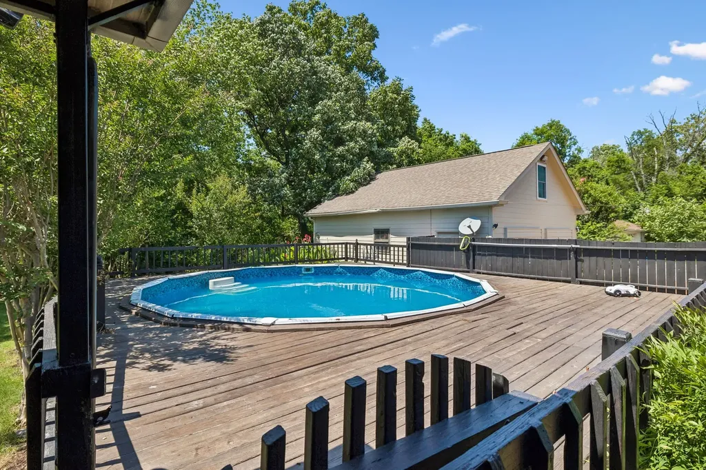 216 Bartonwood Drive Lebanon TN 37087