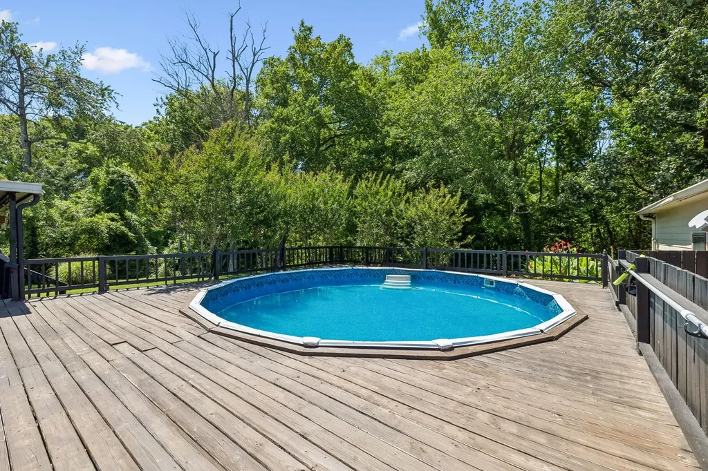 216 Bartonwood Drive Lebanon TN 37087