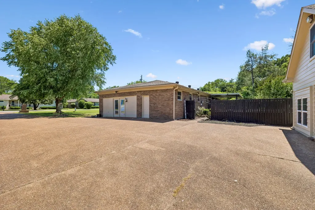 216 Bartonwood Drive Lebanon TN 37087