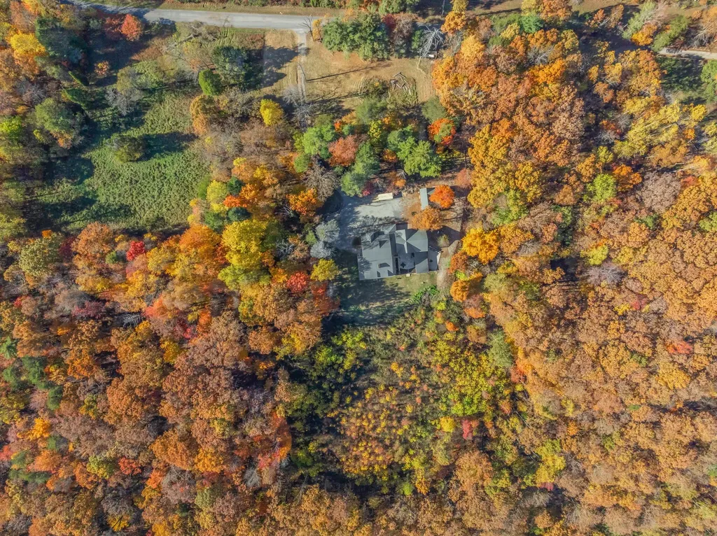 692 Possum Trot Road Grandview TN 37337