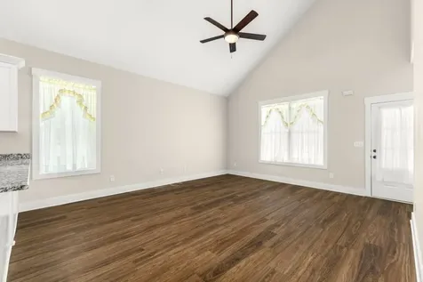 204 Mountain Street Mcminnville TN 37110