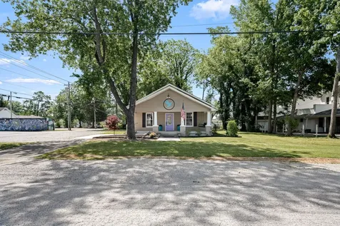 105 W Decherd Street Tullahoma TN 37388